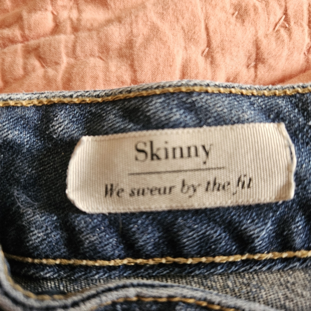 Jeans - Picture 2 of 7